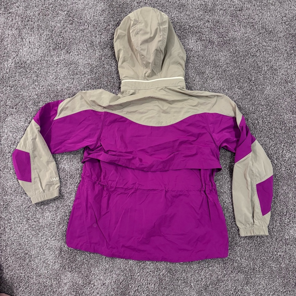 Lululemon Evergreen Anorak Prosecco / Ripened Raspberry Size 6 - Picture 7 of 15